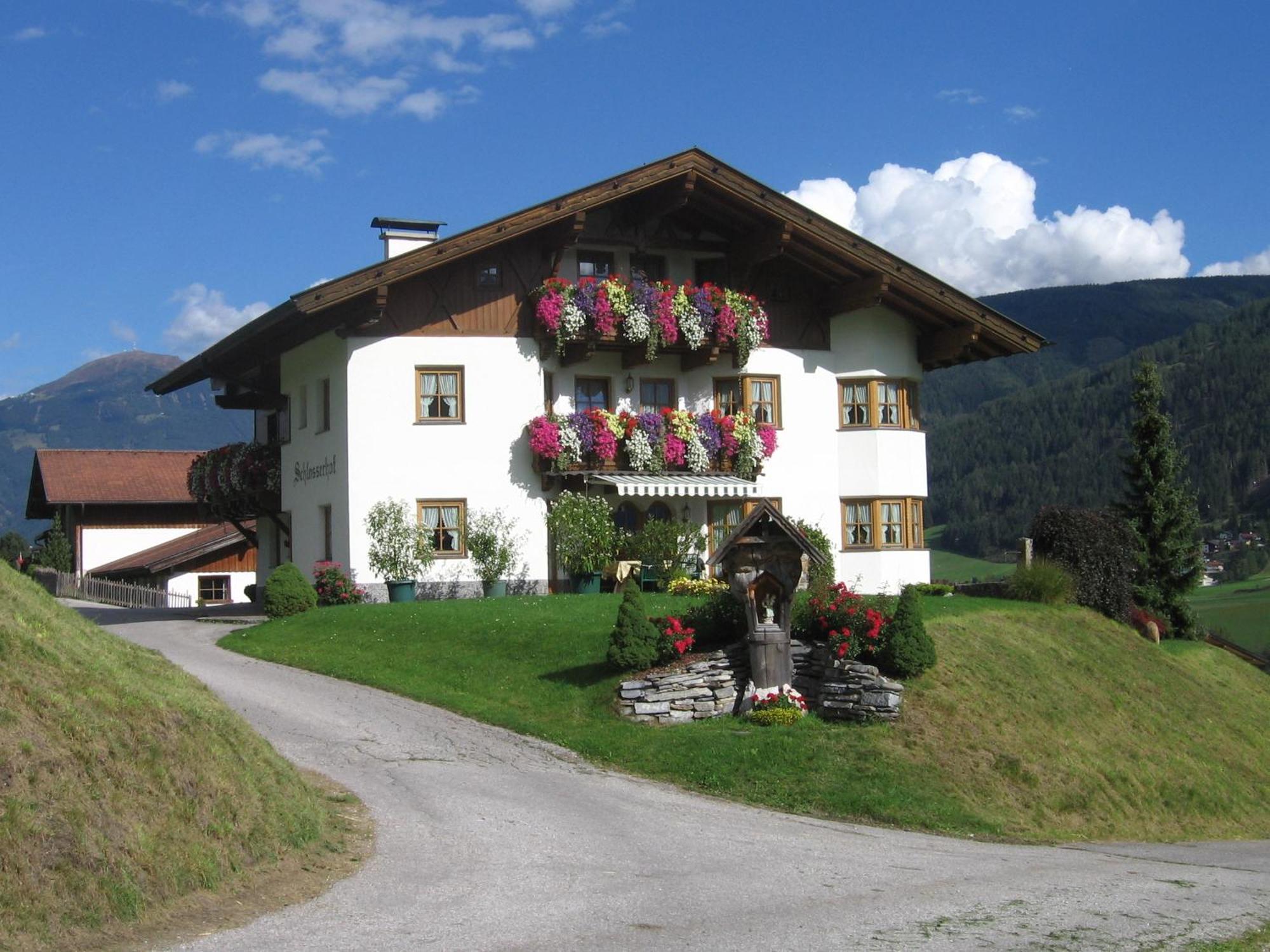 Schlosserhof テルフェス・イム・シュトゥーバイ エクステリア 写真